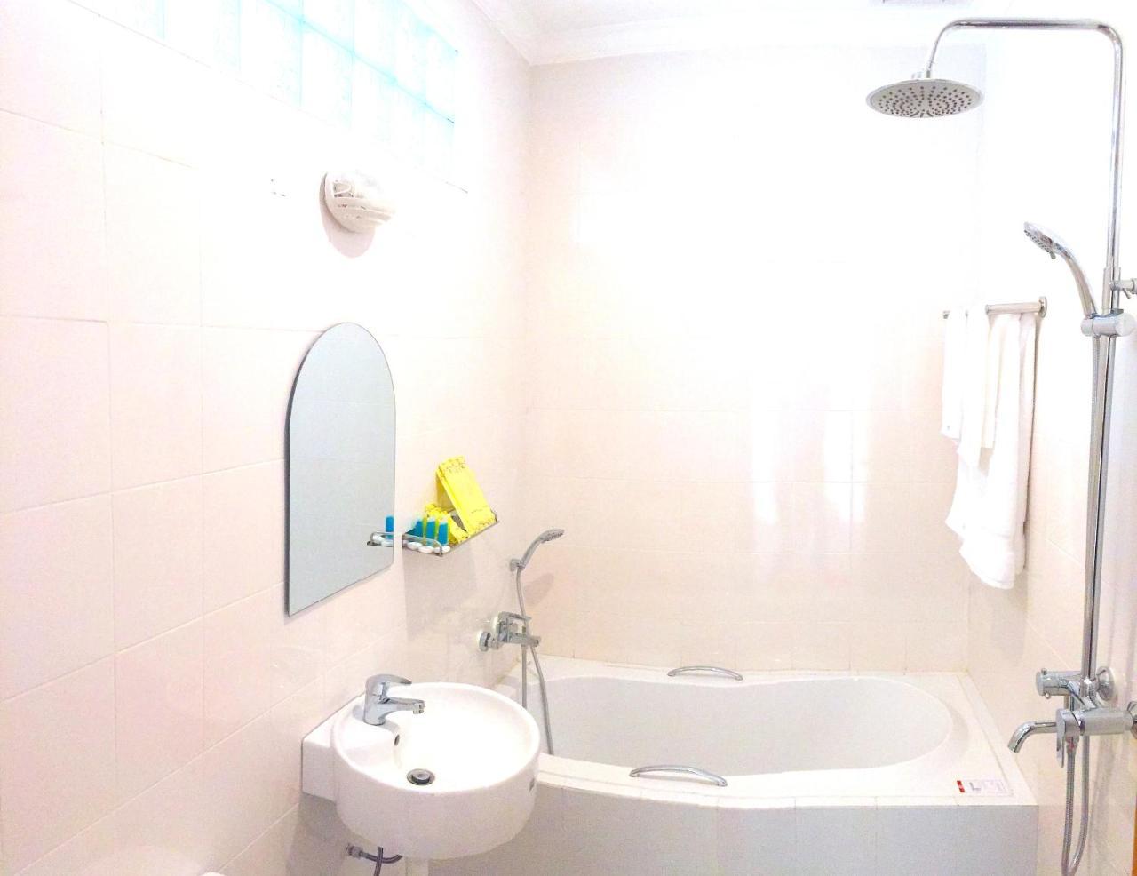 Inle Strand Hotel ยองชเว ภายนอก รูปภาพ